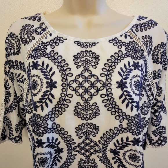 Junction West Embroidered Short Sleeve Top - Picture 2 of 4